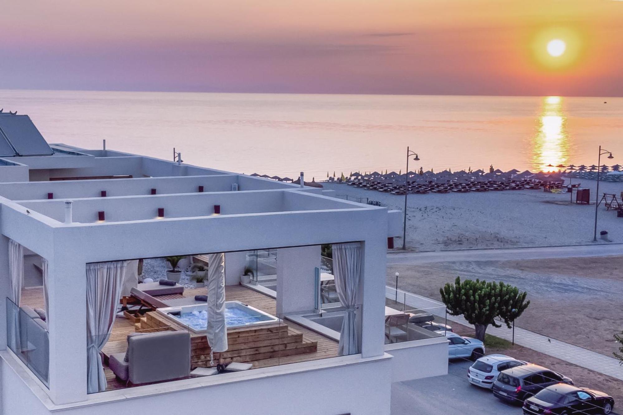 Aparthotel Pantheon Sea View à Neoi Poroi Extérieur photo
